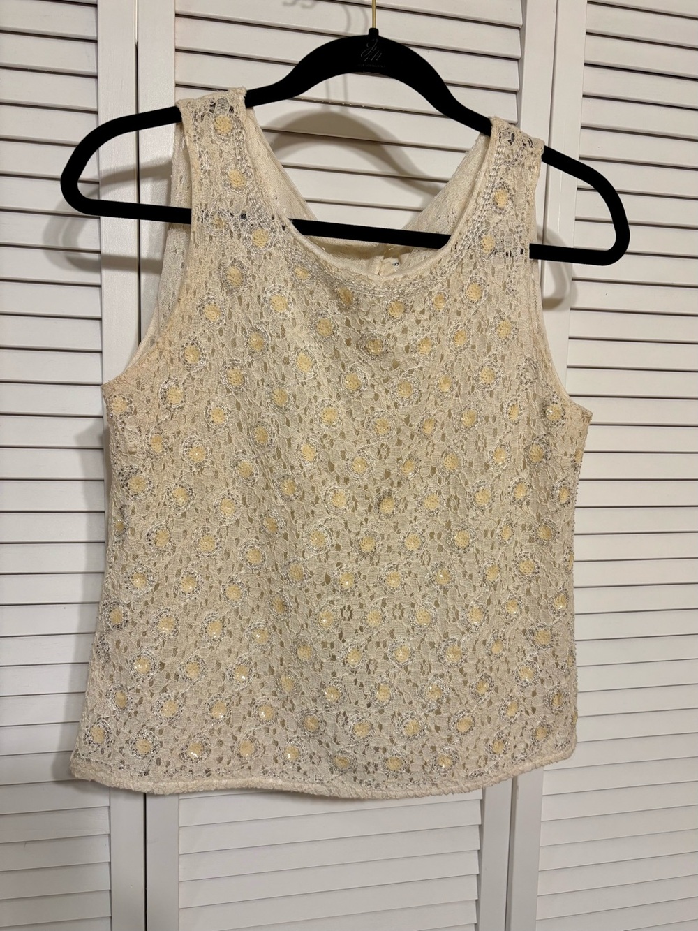 Cream Beaded Lace Sleeveless Tank Top with Pearl Snap Button Down Back